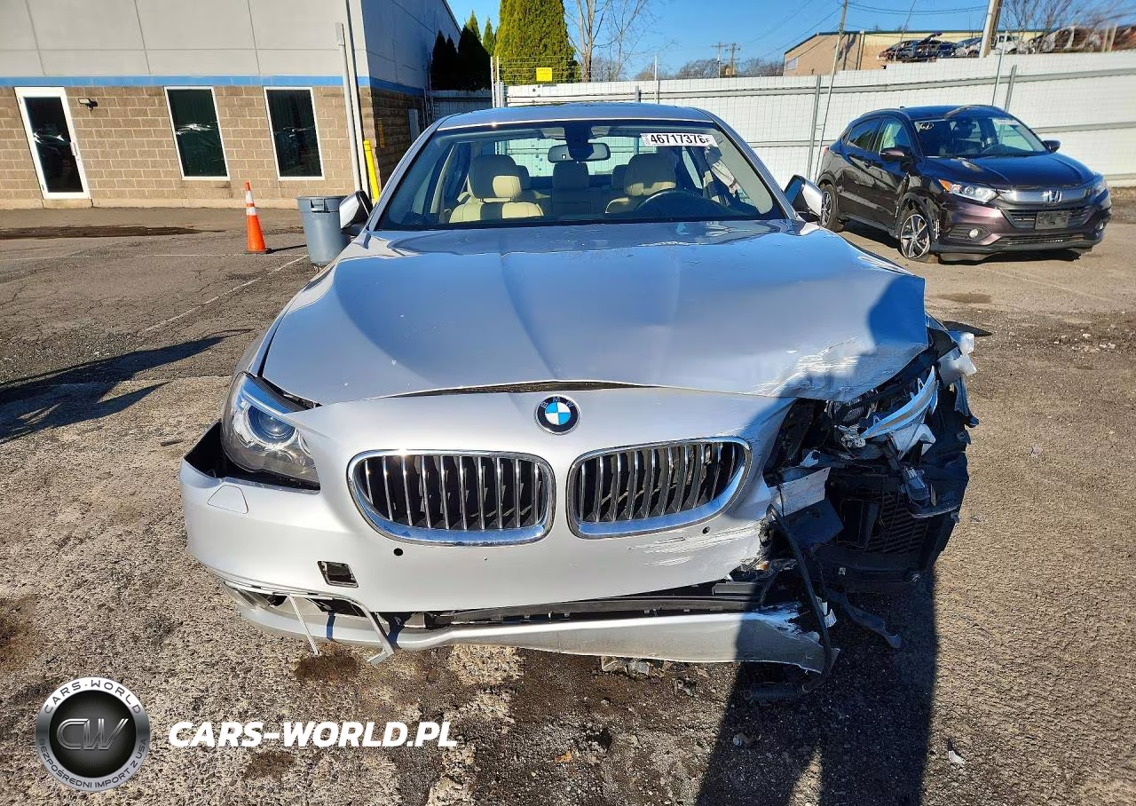 2016 BMW 535 Xi VIN:WBA5B3C50GG255920 - 5