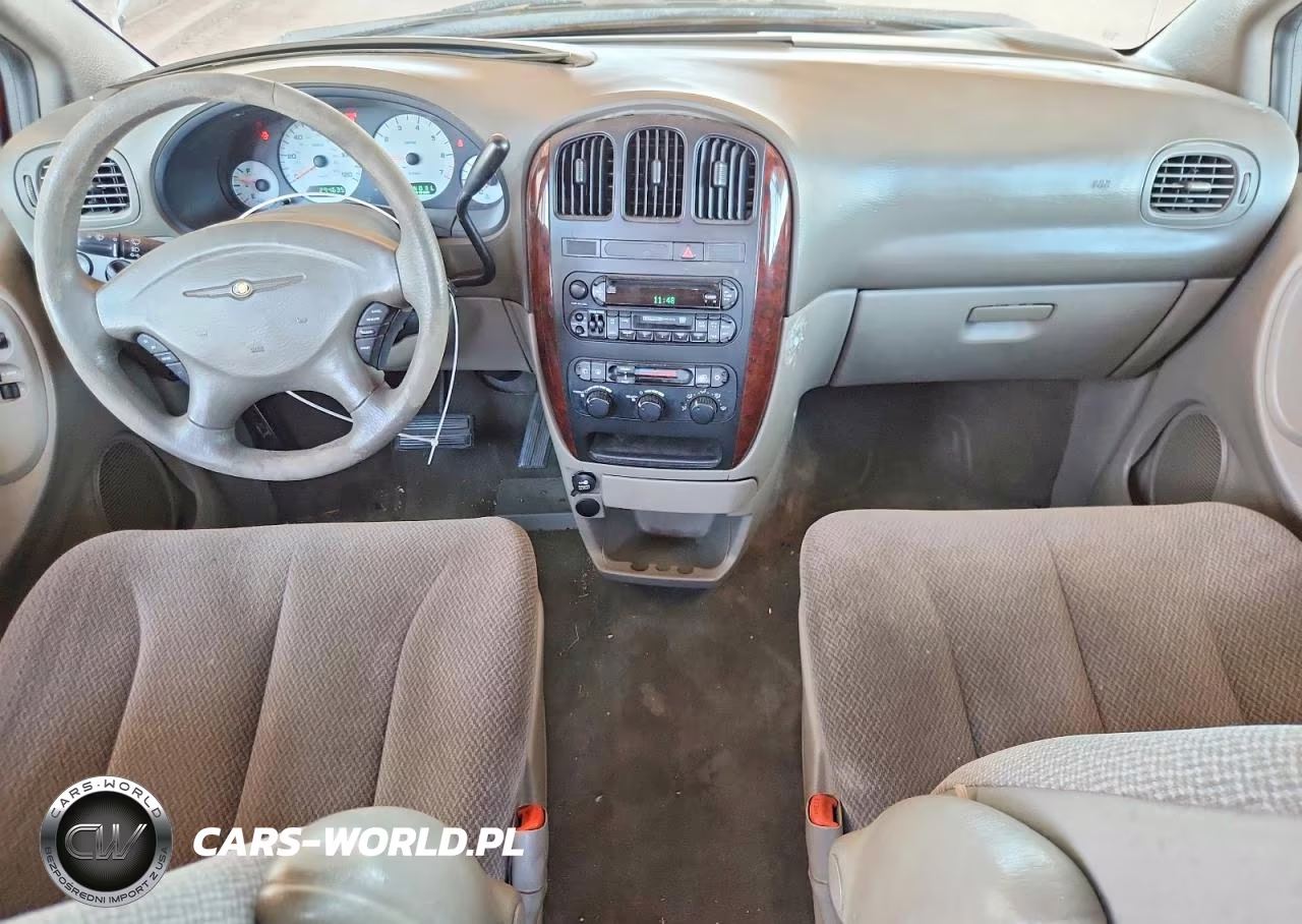 2004 Chrysler Town & Country Lx VIN:2C4GP44R34R584318 - 8