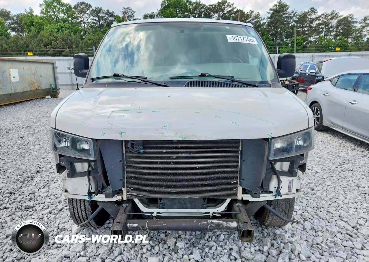 2023 Chevrolet Express 2500 Cargo Delivery Van VIN:1GCWGAFP5P1139951 - 5
