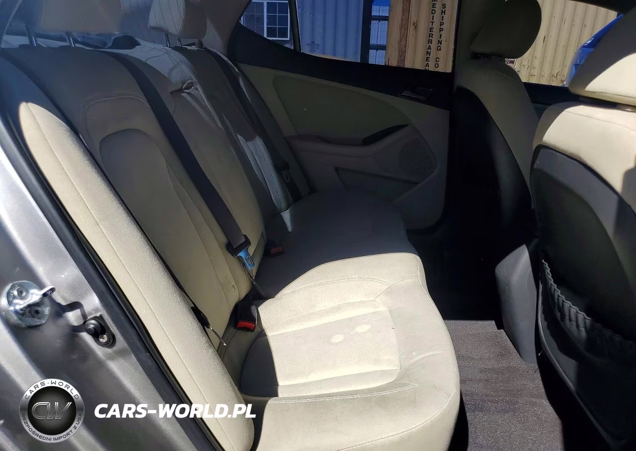 2011 Kia Optima Lx VIN:KNAGM4A77B5067736 - 10