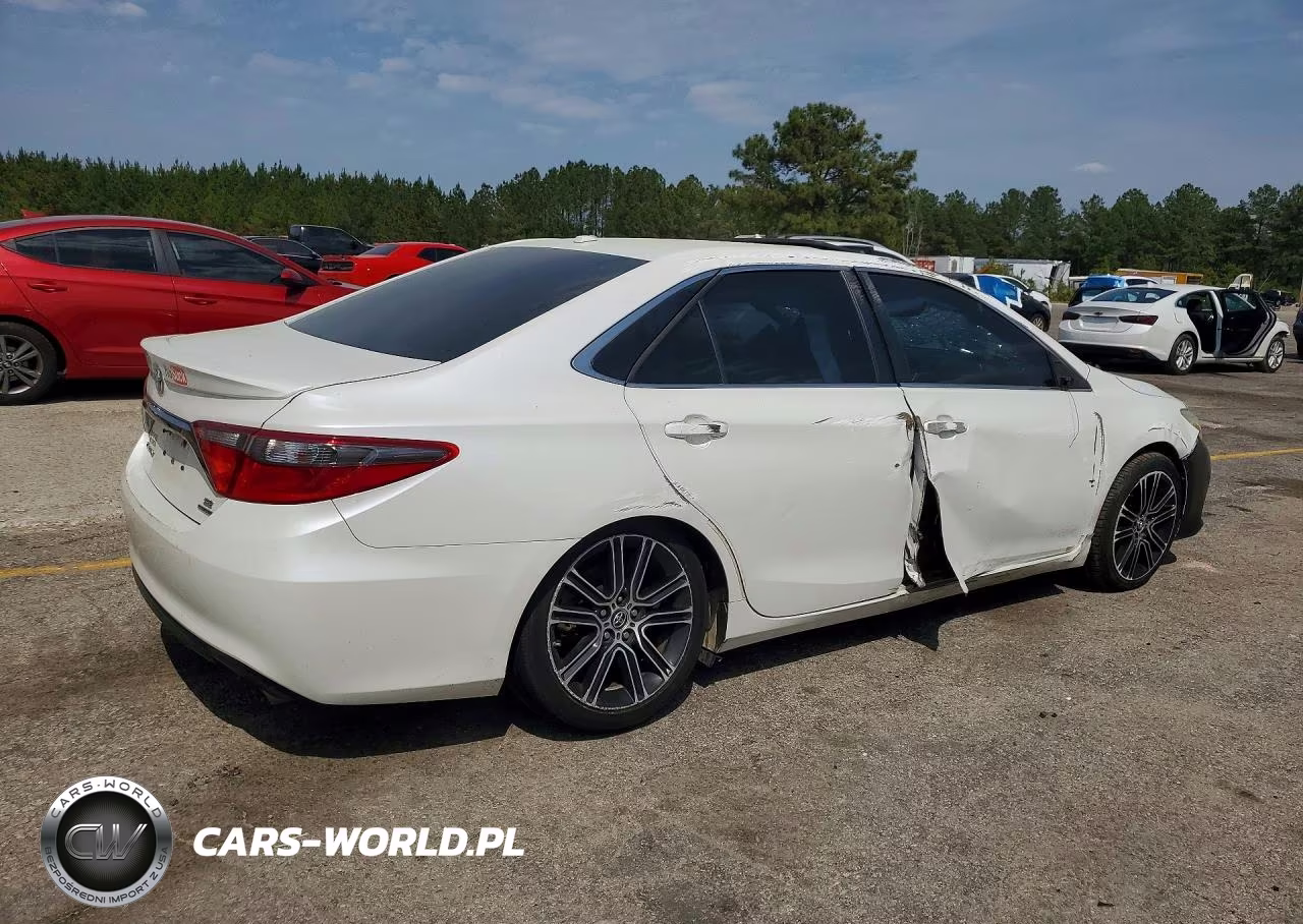 2016 Toyota Camry Special Edition VIN:4T1BF1FK6GU140204 - 3