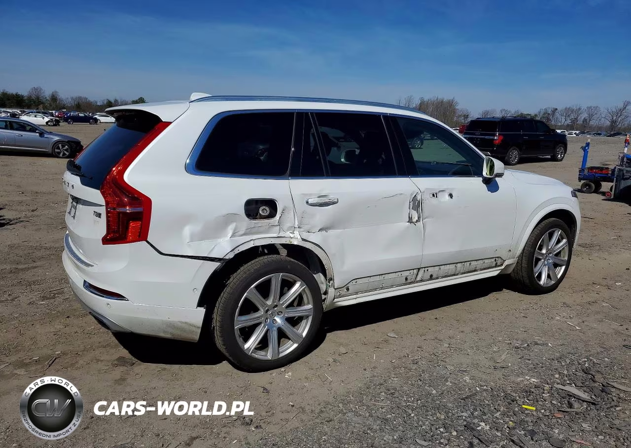 2018 Volvo Xc90 T8 VIN:YV4BR0PL9J1339136 - 3