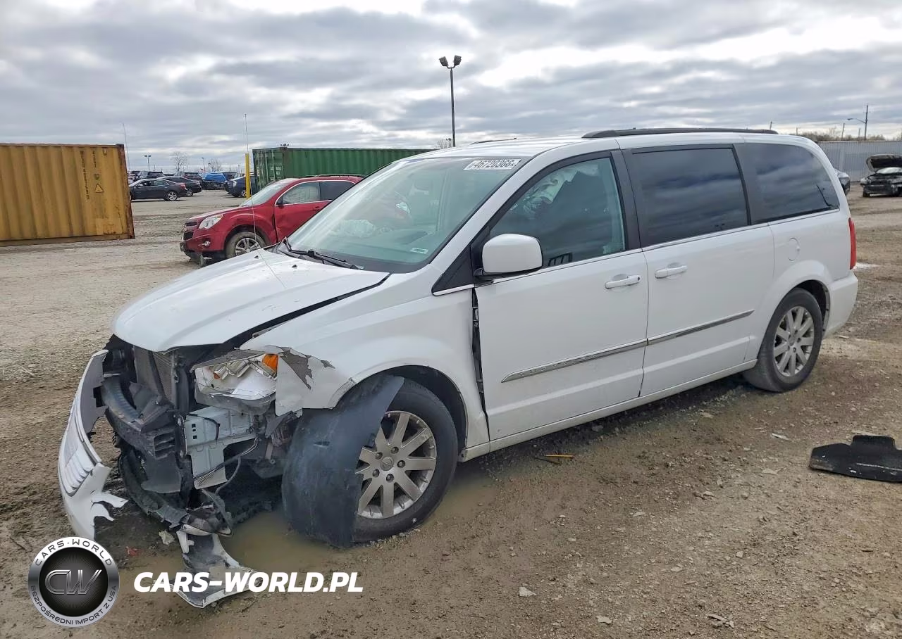 2016 Chrysler Town & Country Touring