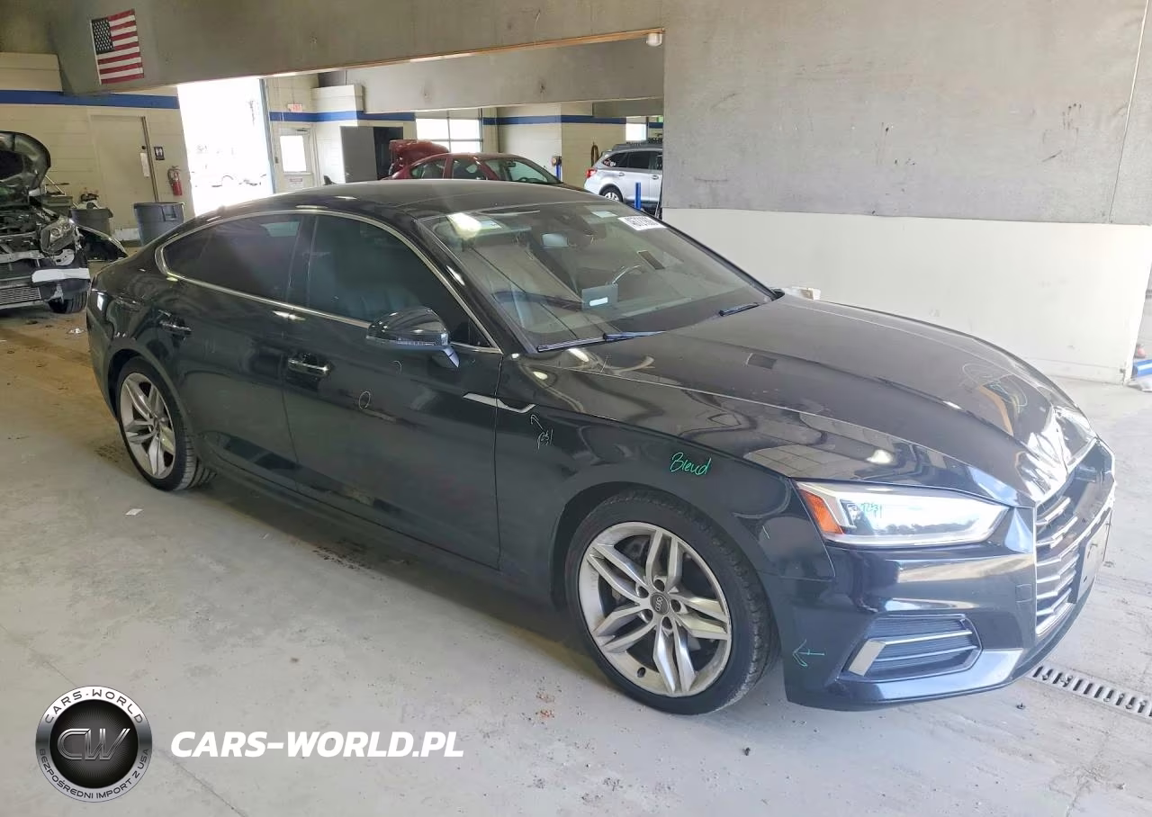 2019 Audi A5 Premium VIN:WAUANCF55KA063678 - 4