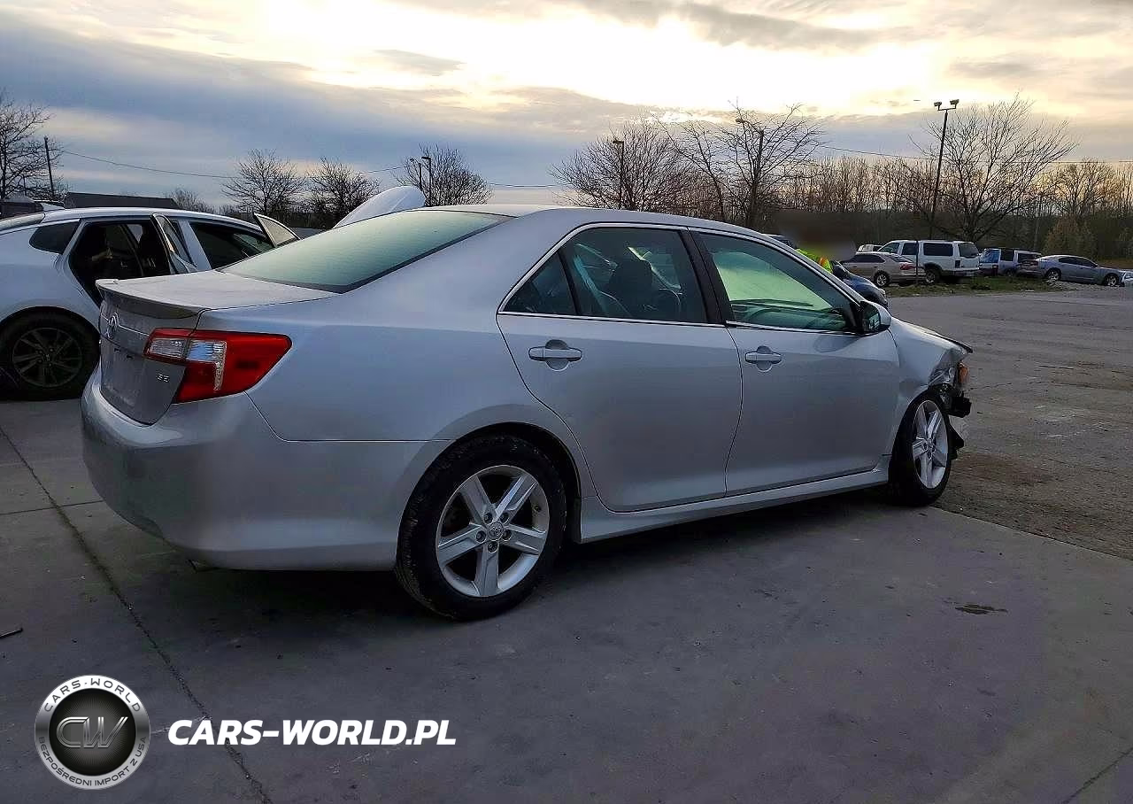 2013 Toyota Camry Se VIN:4T1BF1FK2DU218635 - 3
