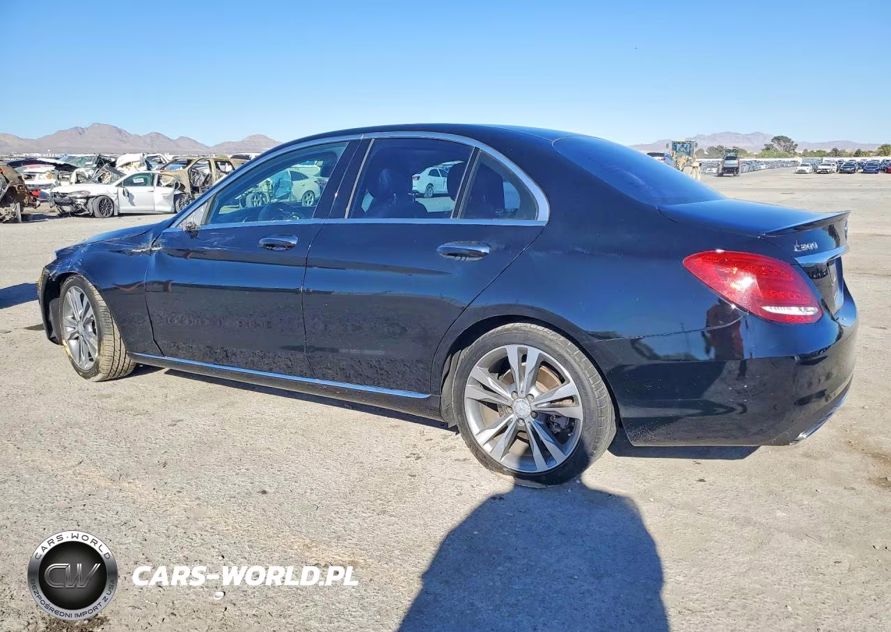 2015 Mercedes-Benz C 300 VIN:55SWF4JB8FU067664 - 2