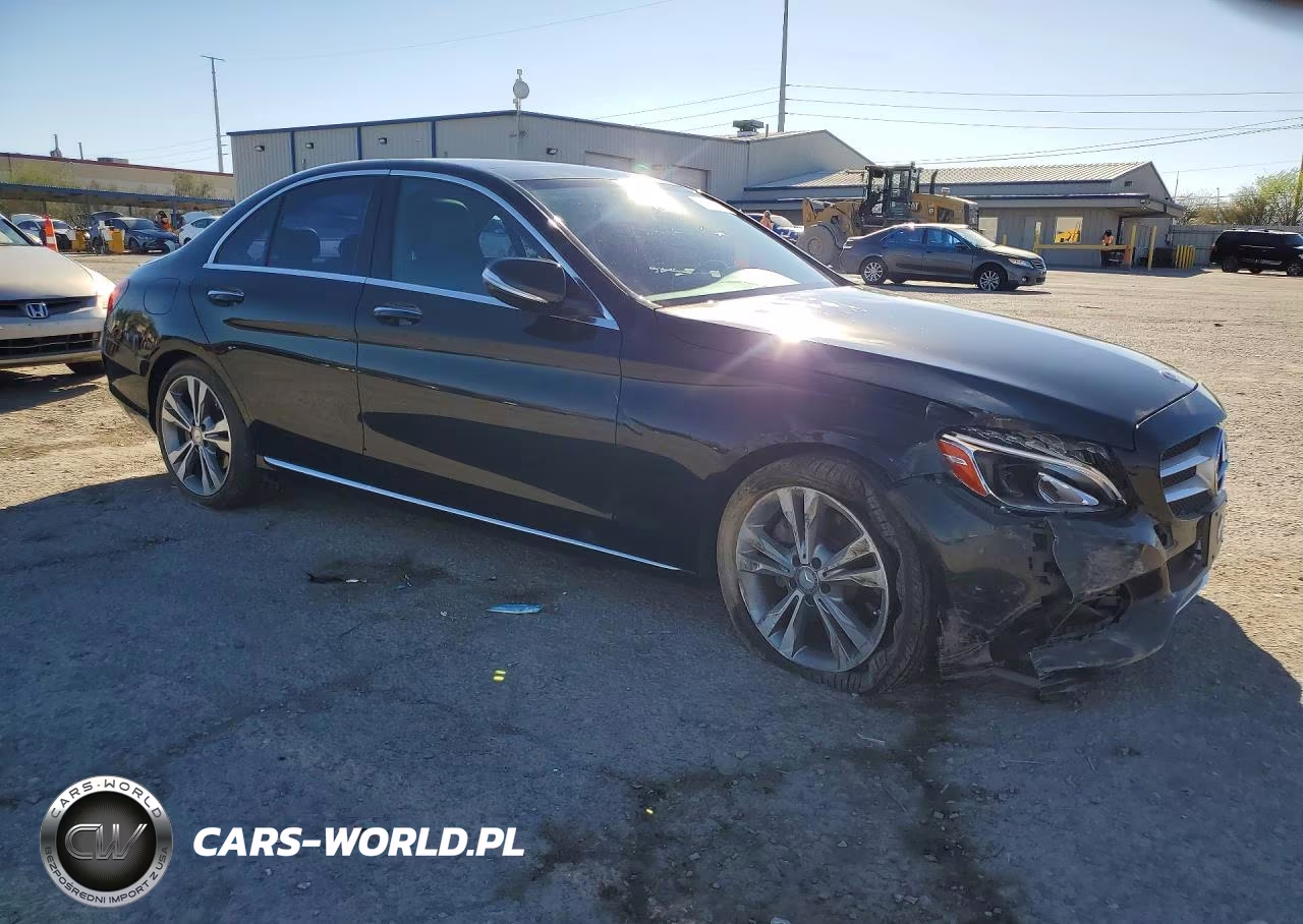 2015 Mercedes-Benz C 300 VIN:55SWF4JB8FU067664 - 4