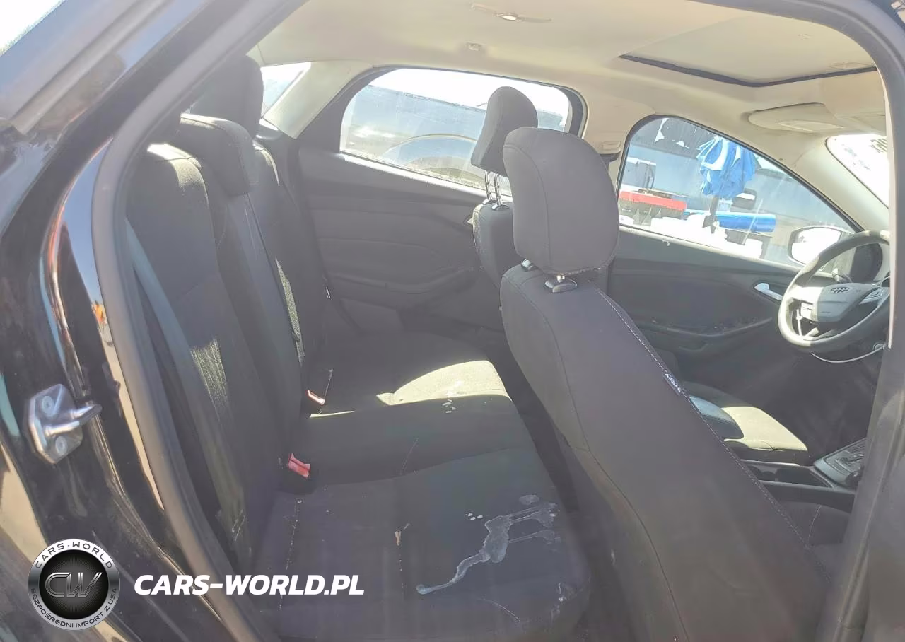 2017 Ford Focus Sel VIN:1FADP3H26HL249679 - 10