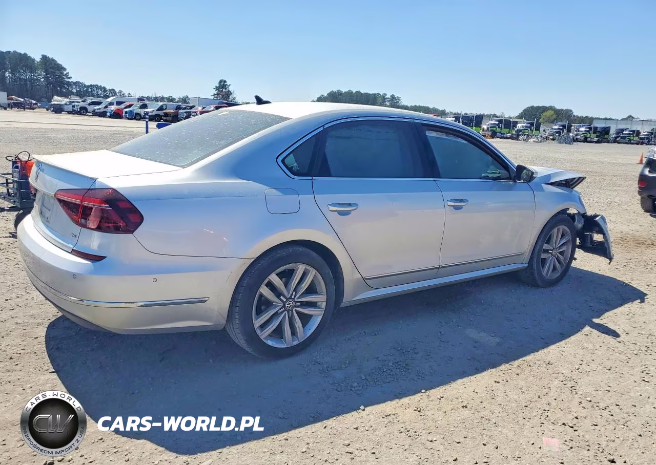 2017 Volkswagen Passat Sel Premium VIN:1VWCT7A32HC003026 - 3