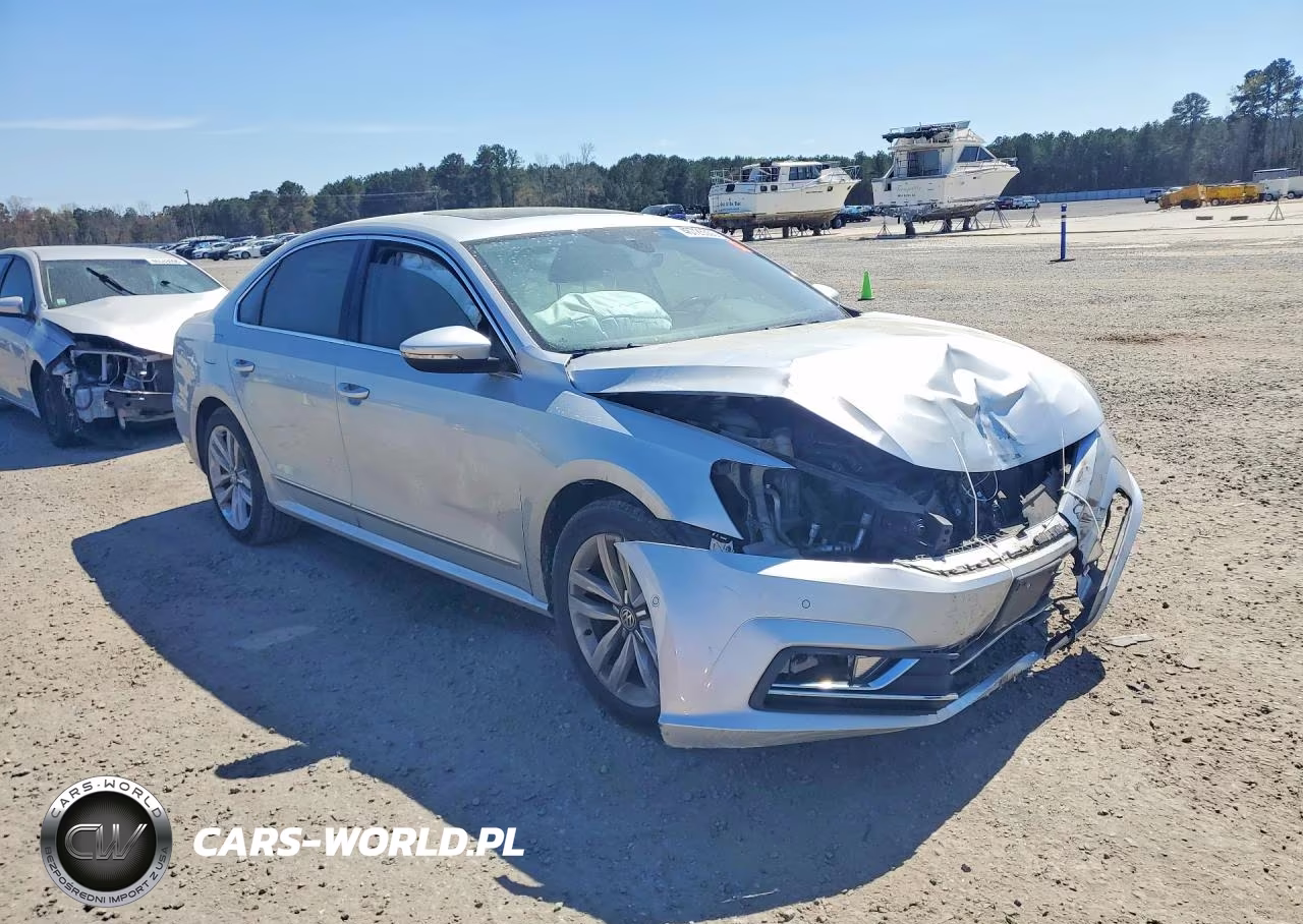 2017 Volkswagen Passat Sel Premium VIN:1VWCT7A32HC003026 - 4