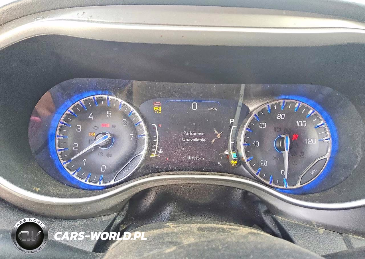 2021 Chrysler Pacifica Touring L VIN:2C4RC1BG5MR589203 - 9