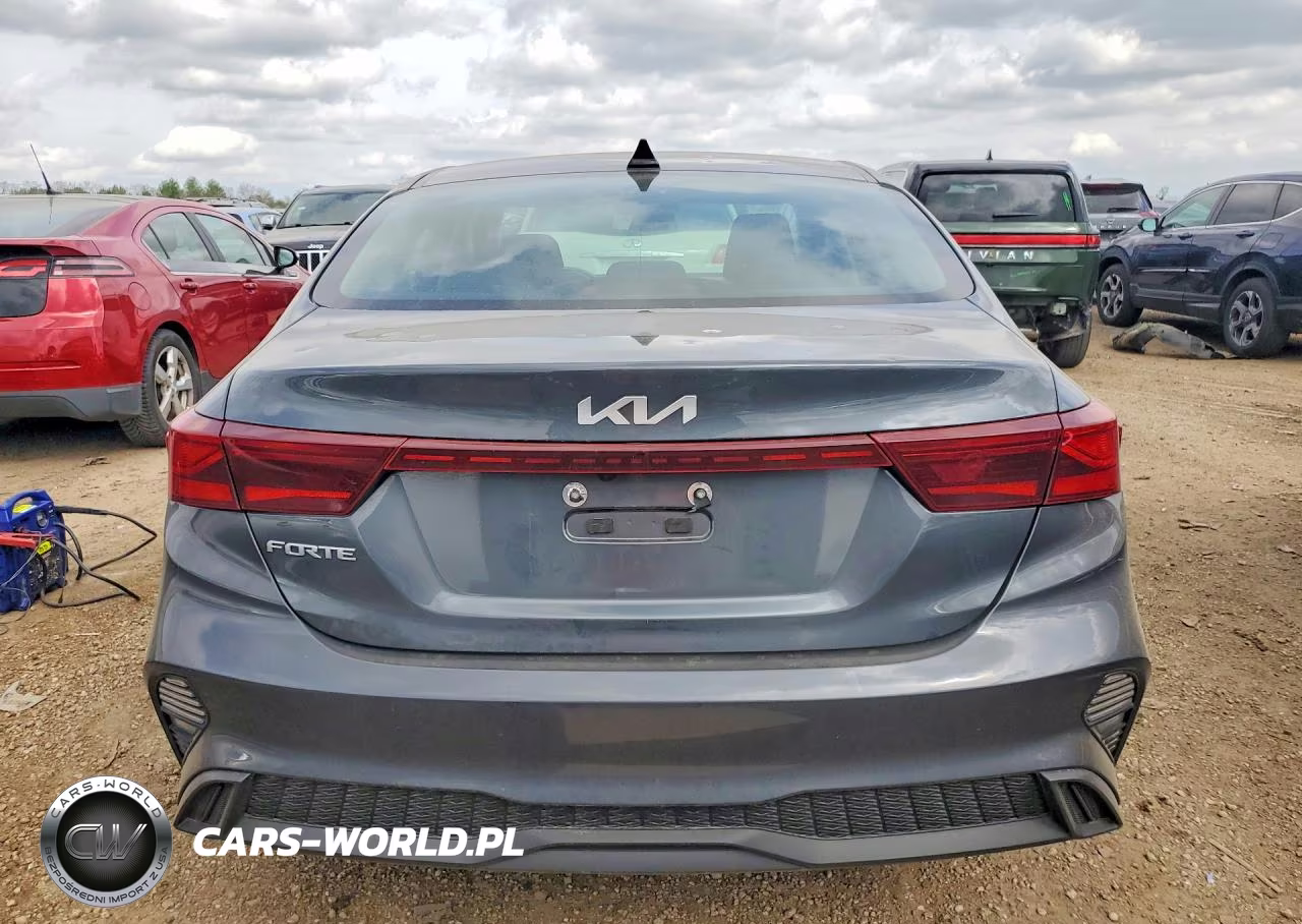2023 Kia Forte Lxs VIN:3KPF24AD4PE586782 - 6