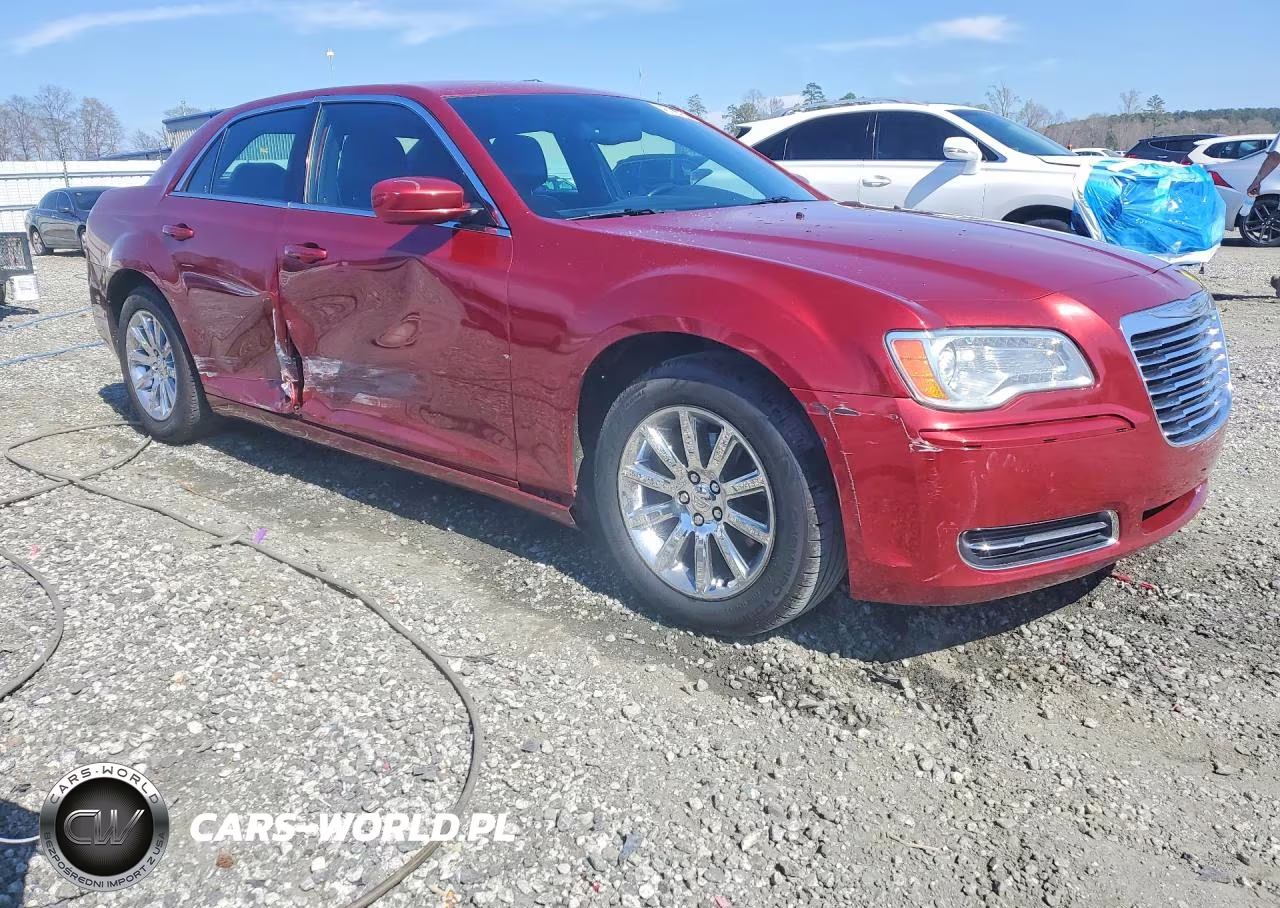 2014 Chrysler 300 VIN:2C3CCAAG3EH252631 - 4