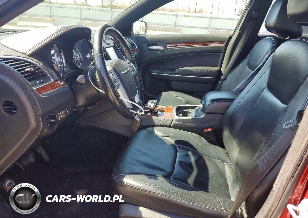 2014 Chrysler 300 VIN:2C3CCAAG3EH252631 - 7