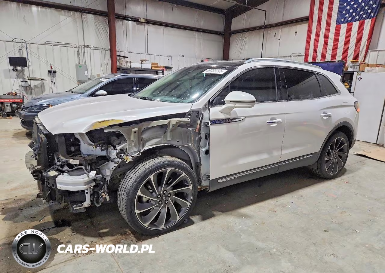 2019 Lincoln Nautilus Reserve