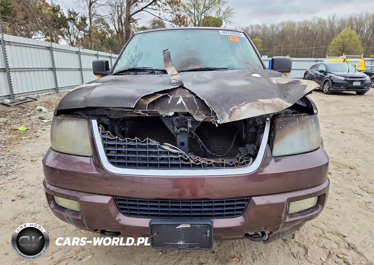 2004 Ford Expedition Eddie Bauer VIN:1FMFU18L24LA27204 - 5