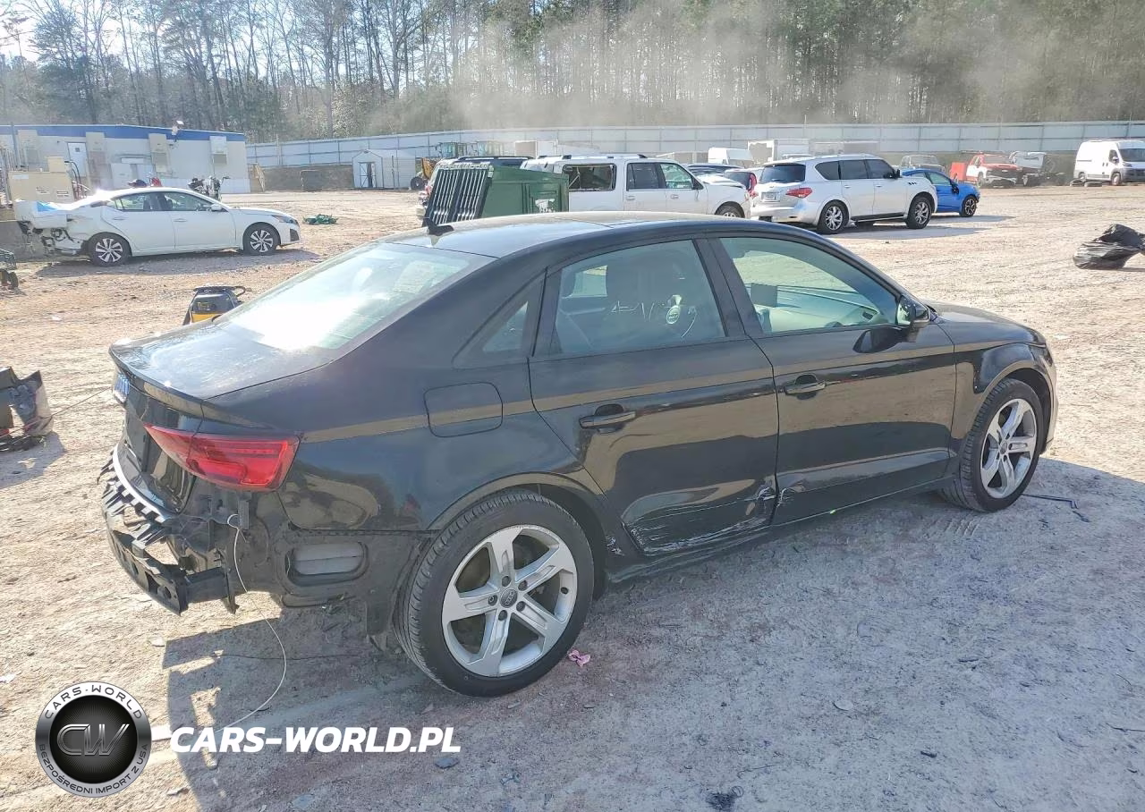 2018 Audi A3 Premium VIN:WAUAUHFF7J1054603 - 3