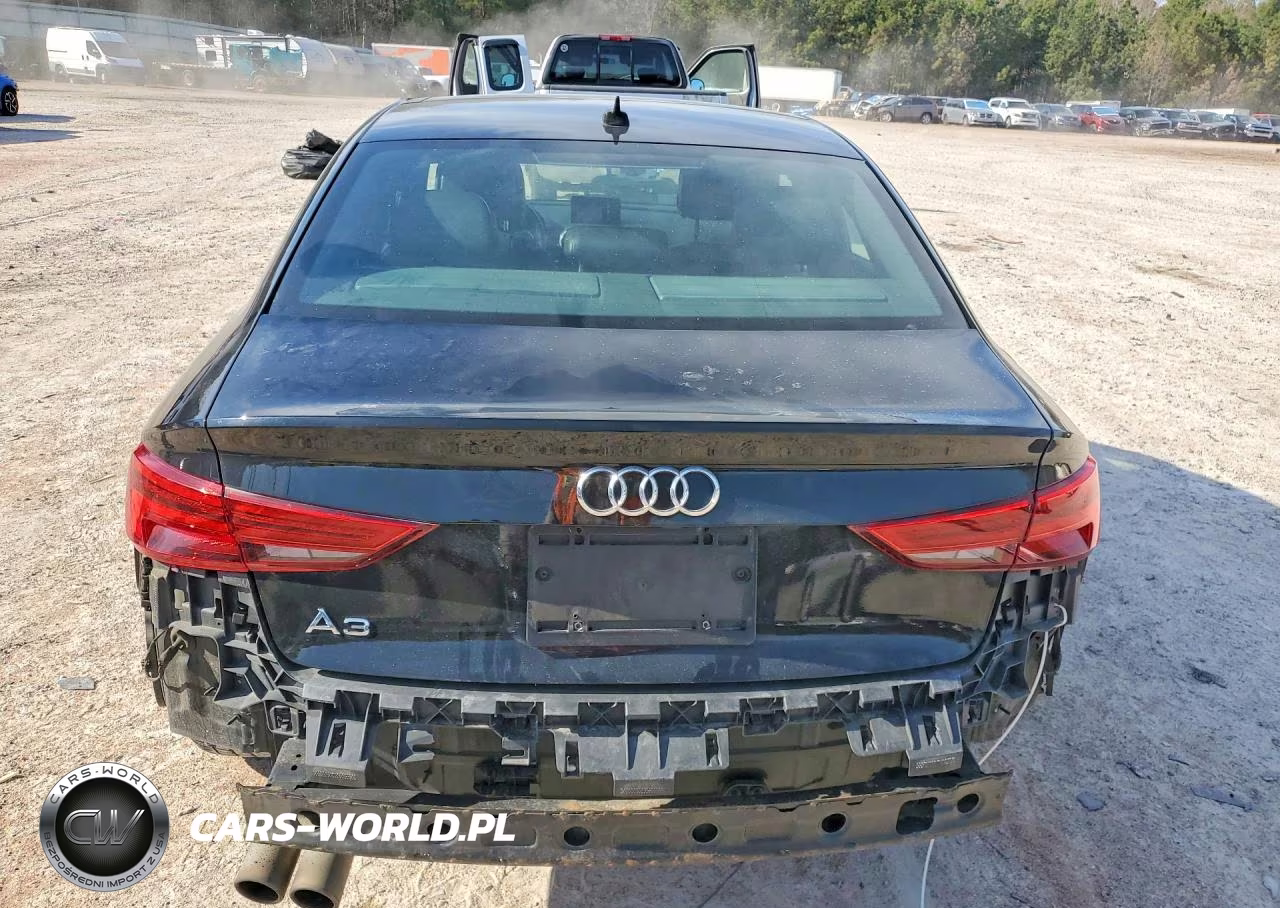 2018 Audi A3 Premium VIN:WAUAUHFF7J1054603 - 6