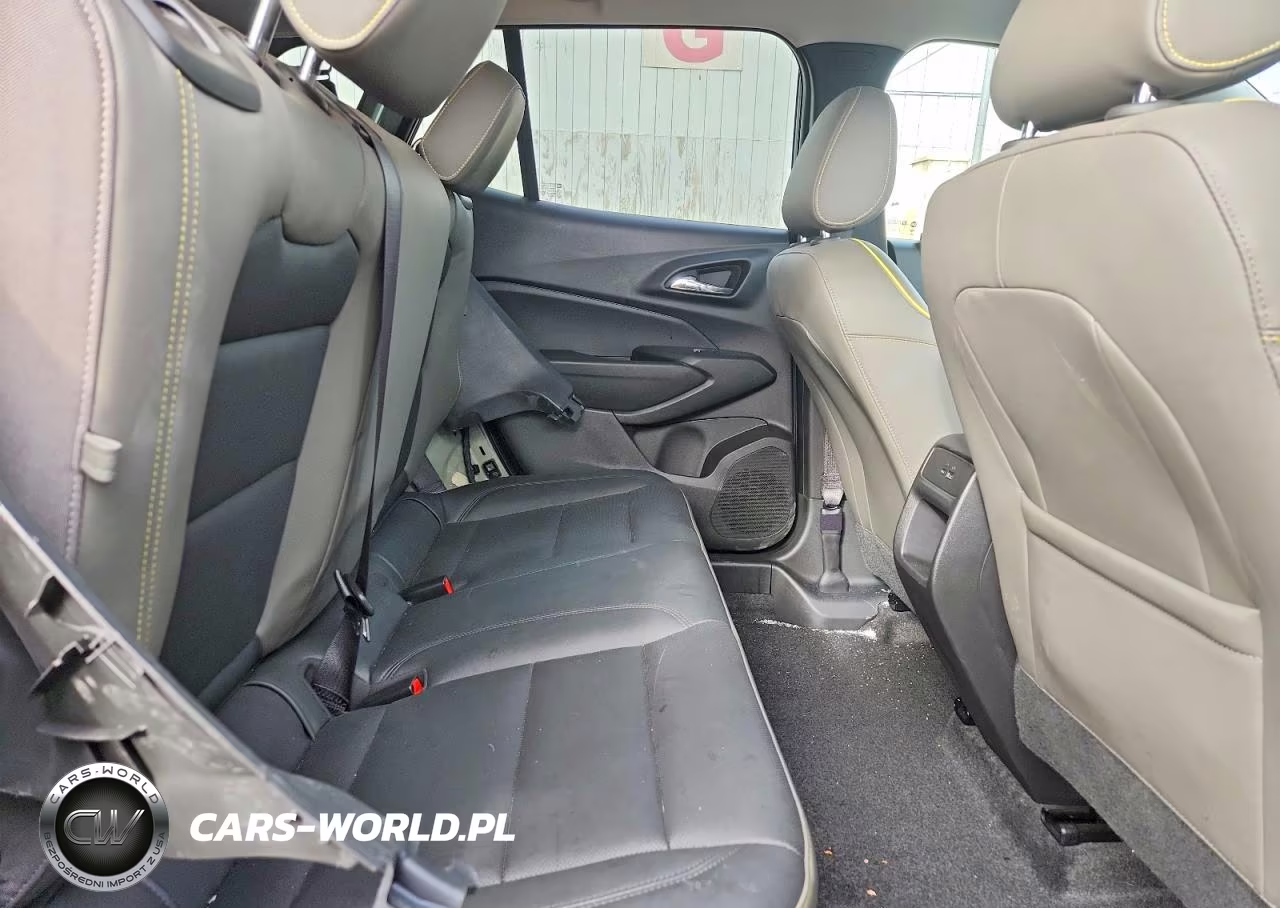 2024 Chevrolet Trax Activ VIN:KL77LKE23RC155680 - 11