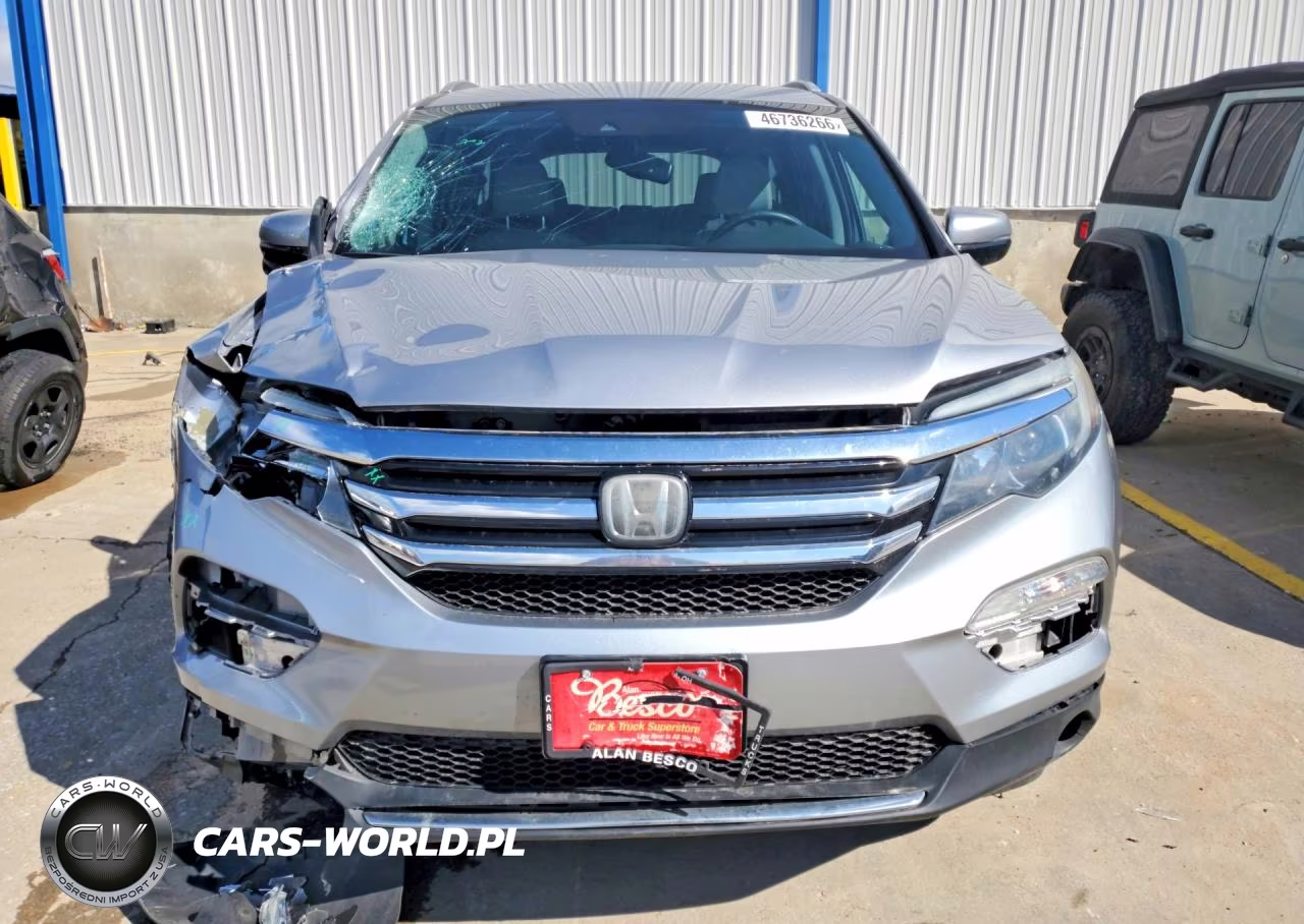 2017 Honda Pilot Touring VIN:5FNYF6H95HB076706 - 5