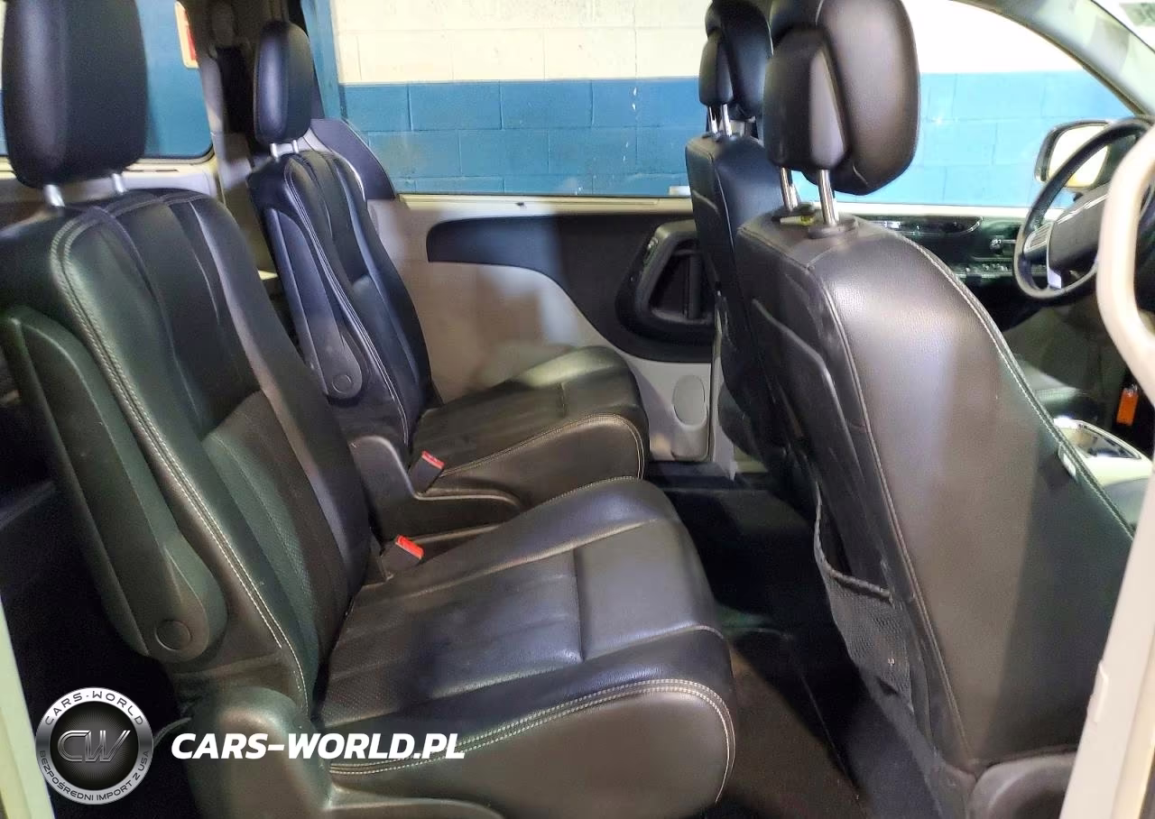 2013 Chrysler Town & Country Touring L VIN:2C4RC1CGXDR802547 - 11
