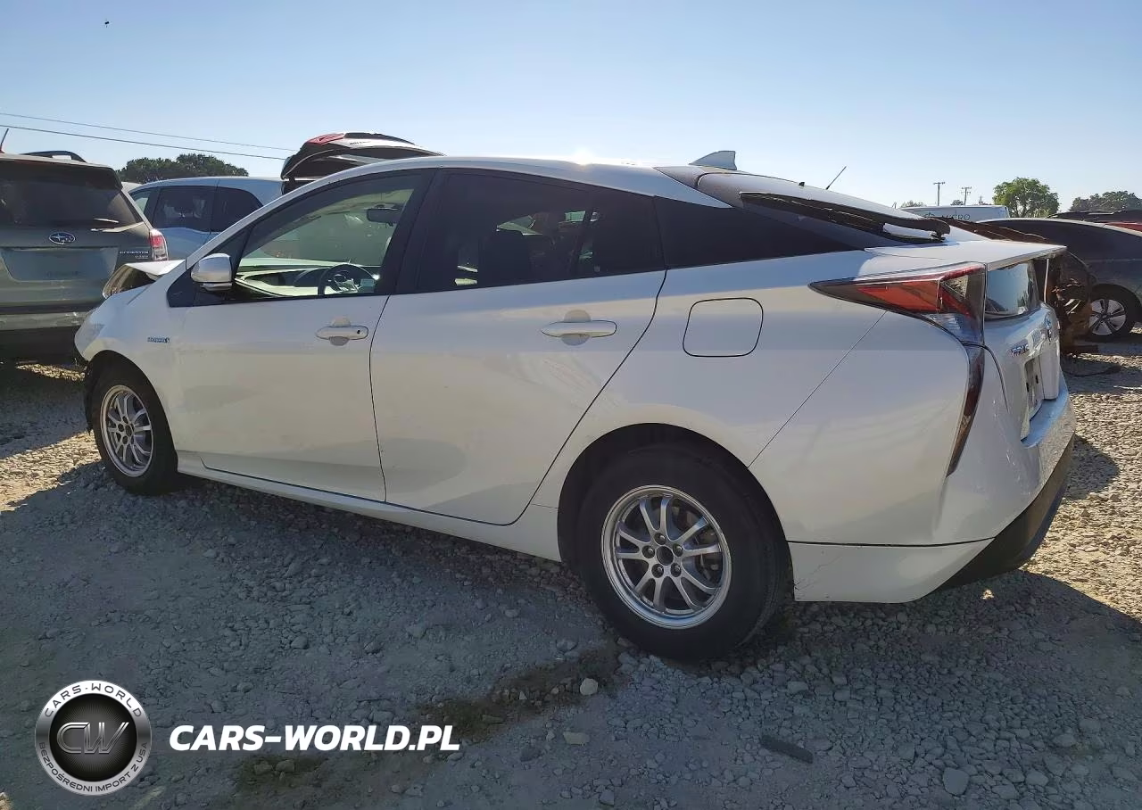2016 Toyota Prius Three VIN:JTDKARFU7G3002261 - 2