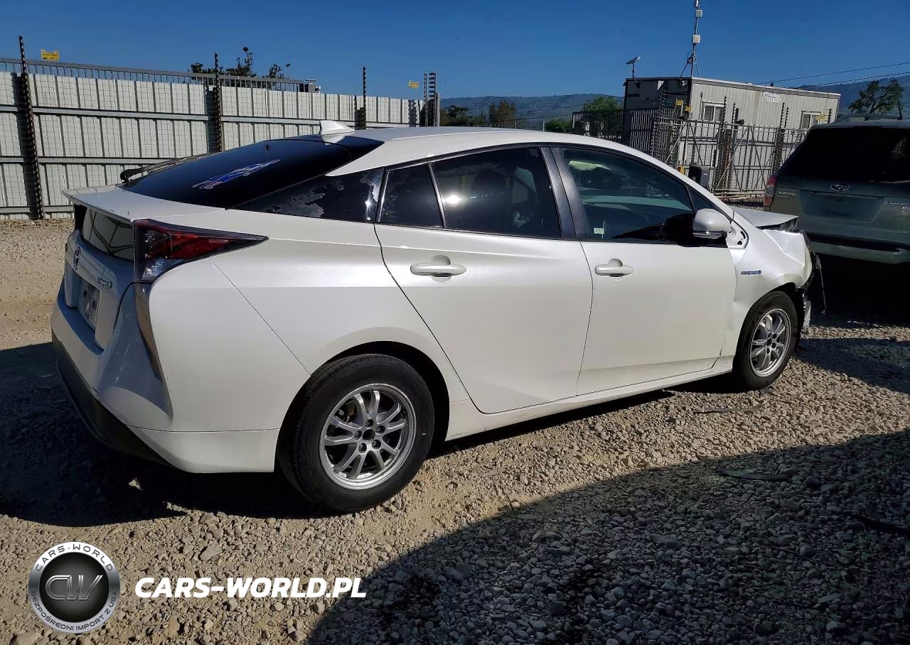 2016 Toyota Prius Three VIN:JTDKARFU7G3002261 - 3