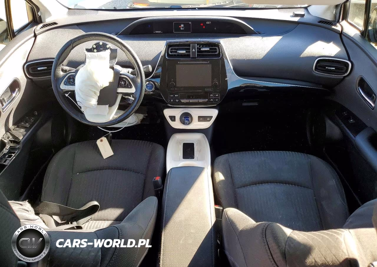 2016 Toyota Prius Three VIN:JTDKARFU7G3002261 - 8