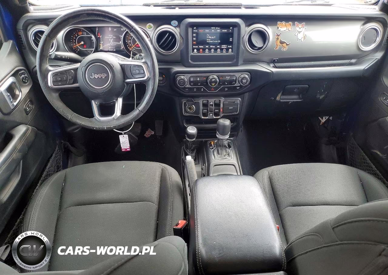 2020 Jeep Wrangler Unlimited Sahara VIN:1C4HJXEN7LW180561 - 8