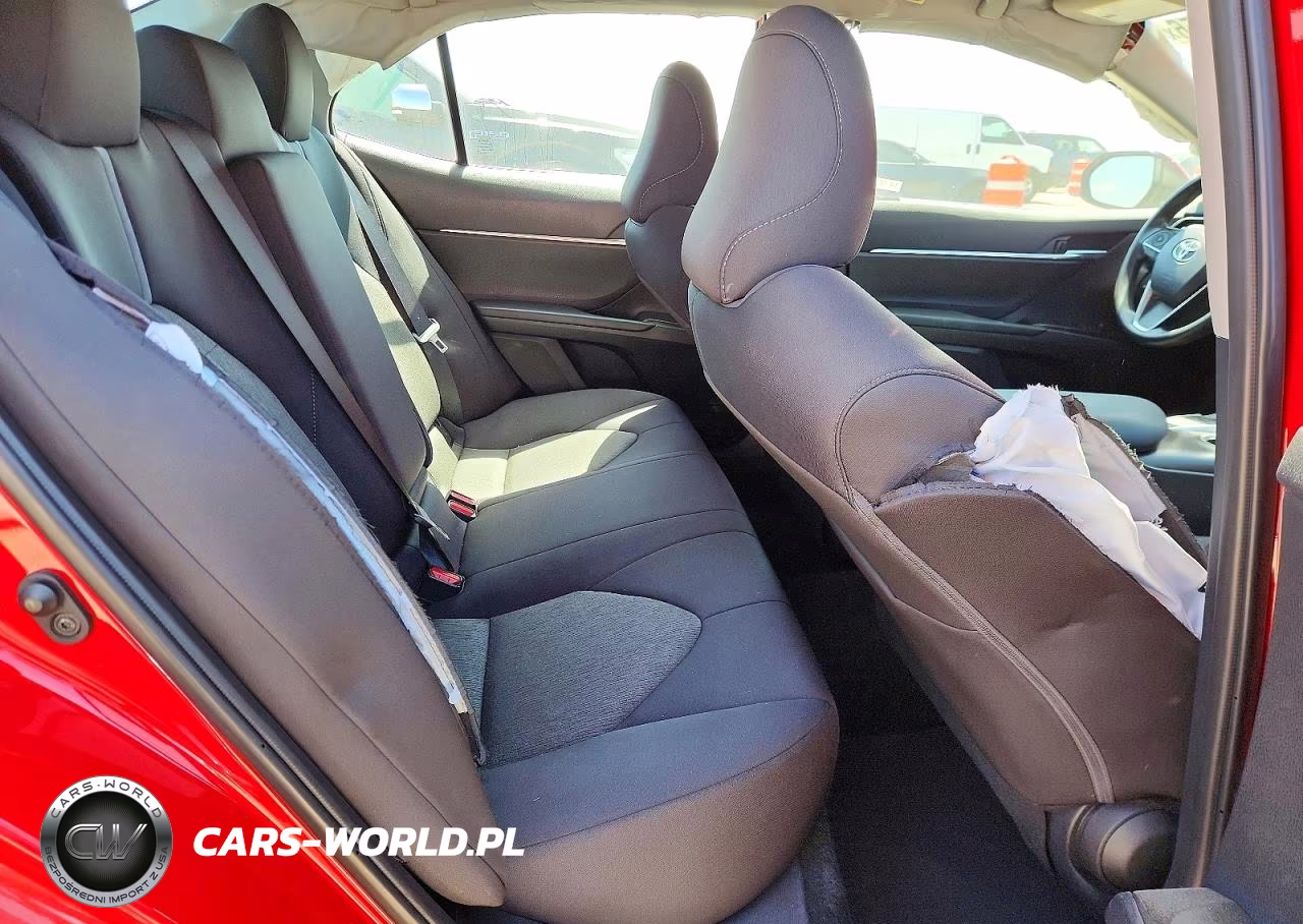 2024 Toyota Camry Le VIN:4T1C11AK8RU220939 - 10