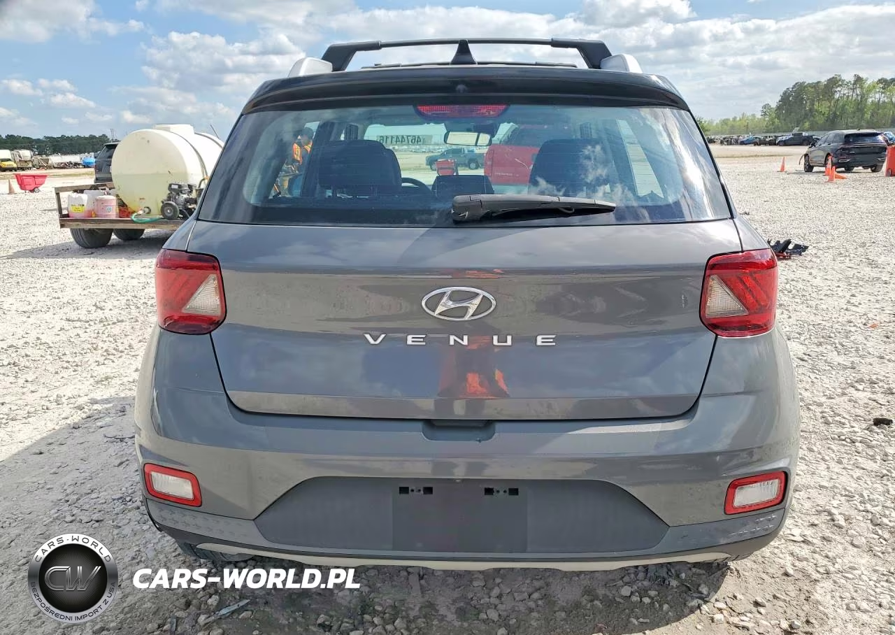 2022 Hyundai Venue Limited VIN:KMHRC8A3XNU200918 - 6