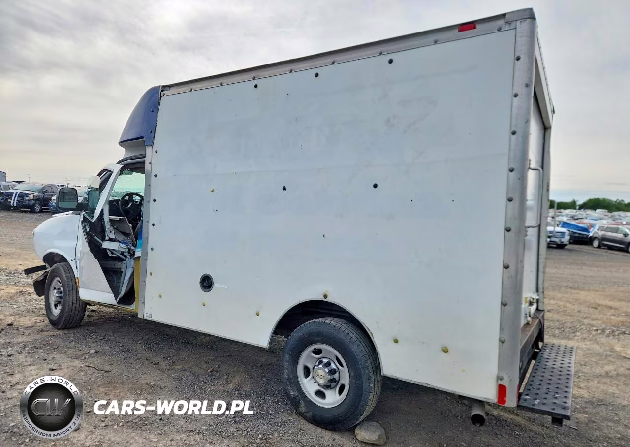 2005 Chevrolet Express Delivery Truck VIN:1GBHG31V251162020 - 2