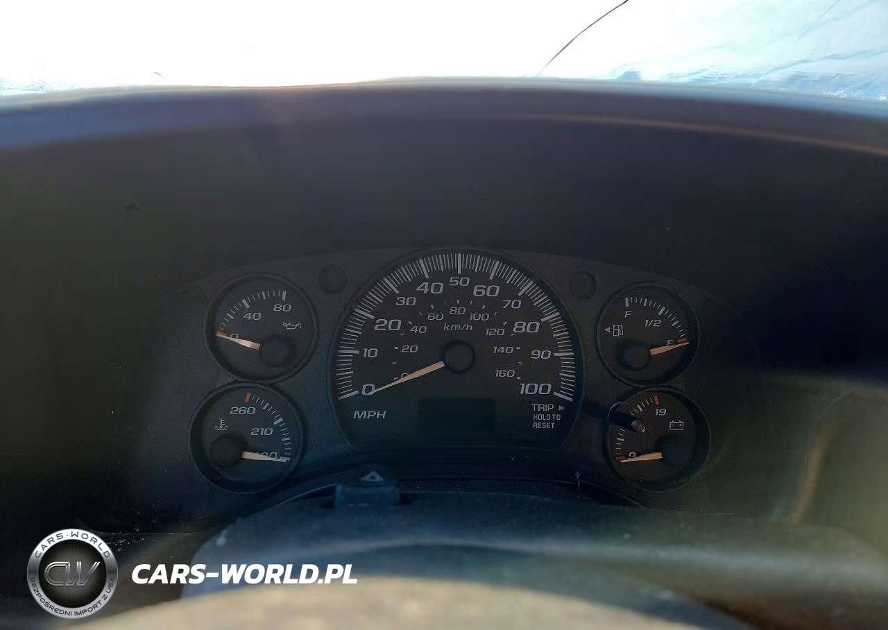 2005 Chevrolet Express Delivery Truck VIN:1GBHG31V251162020 - 9