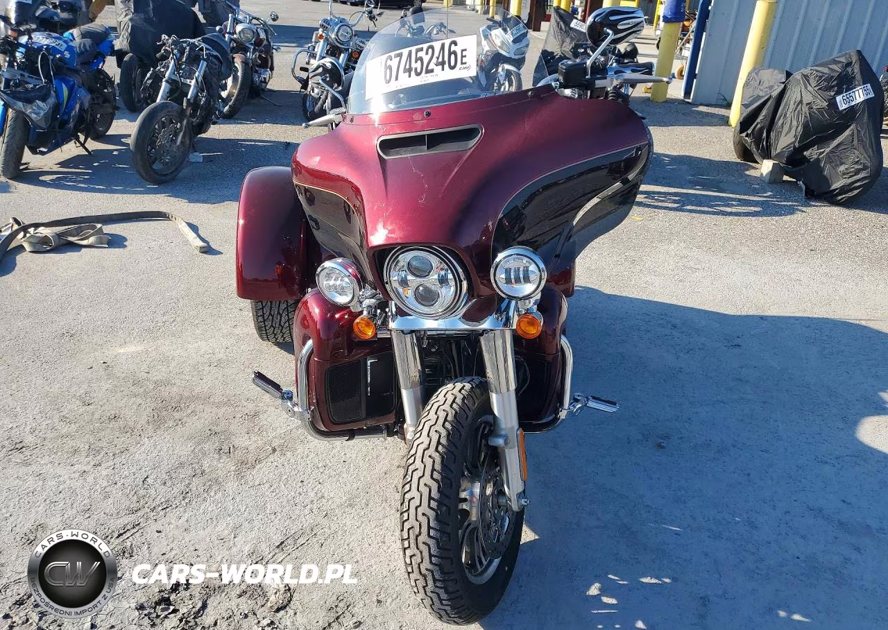 2014 Harley Davidson Flhtcutg Tri Glide Ultra VIN:1HD1MAL12EB859216 - 2
