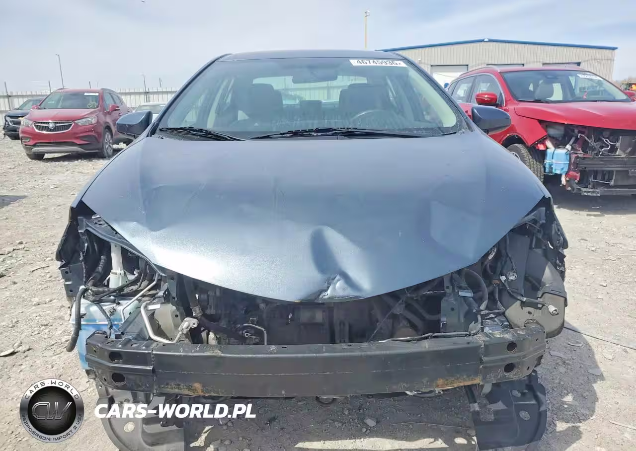 2015 Toyota Corolla Le VIN:2T1BURHE3FC256469 - 5