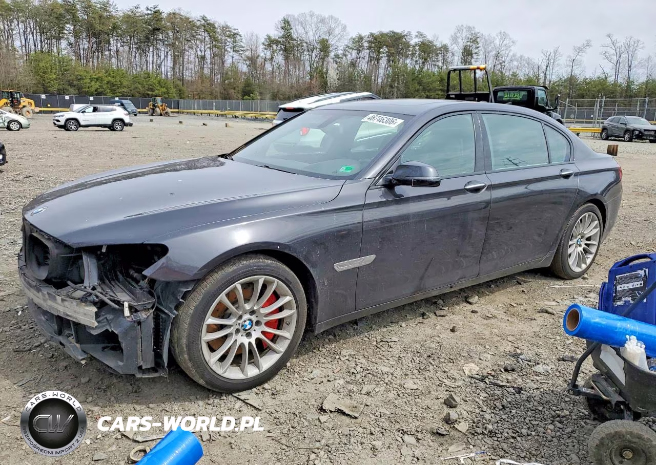 2013 BMW 750 Lxi