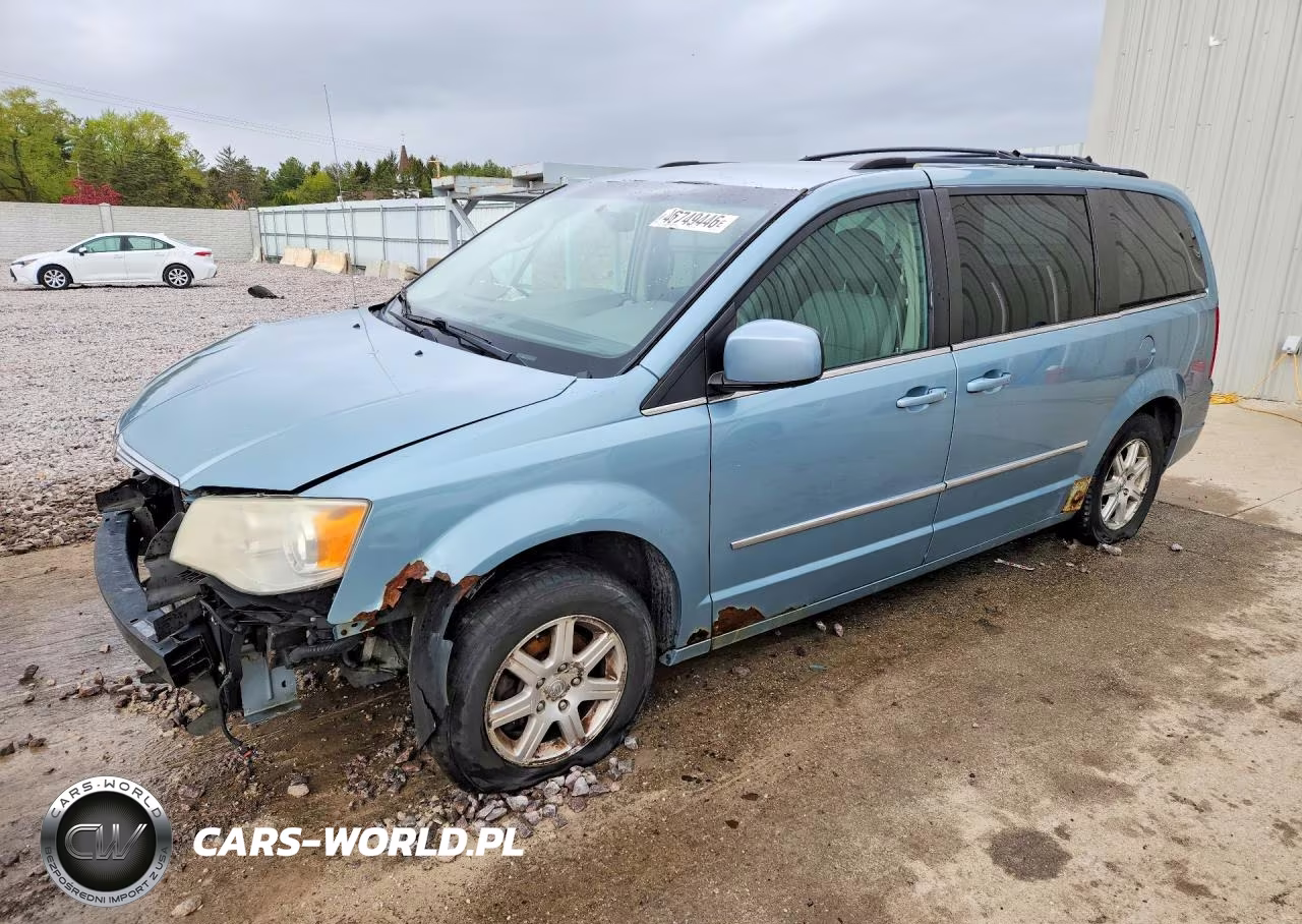 2009 Chrysler Town & Country Touring