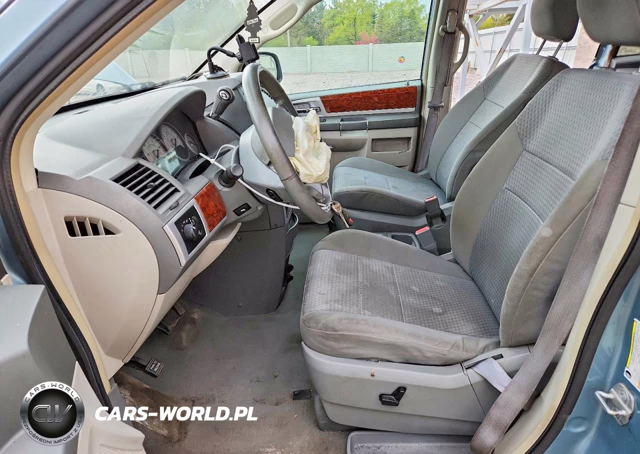 2009 Chrysler Town & Country Touring VIN:2A8HR54179R540076 - 7