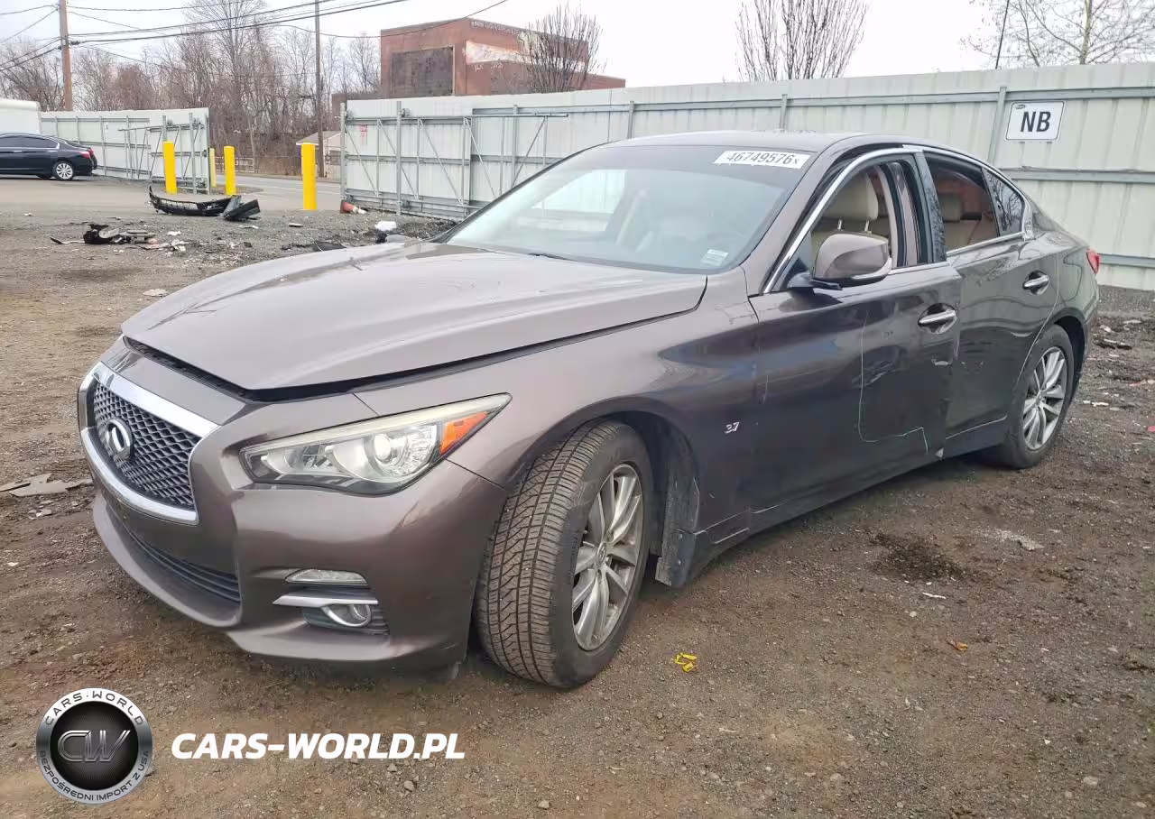 2015 Infiniti Q50 Premium