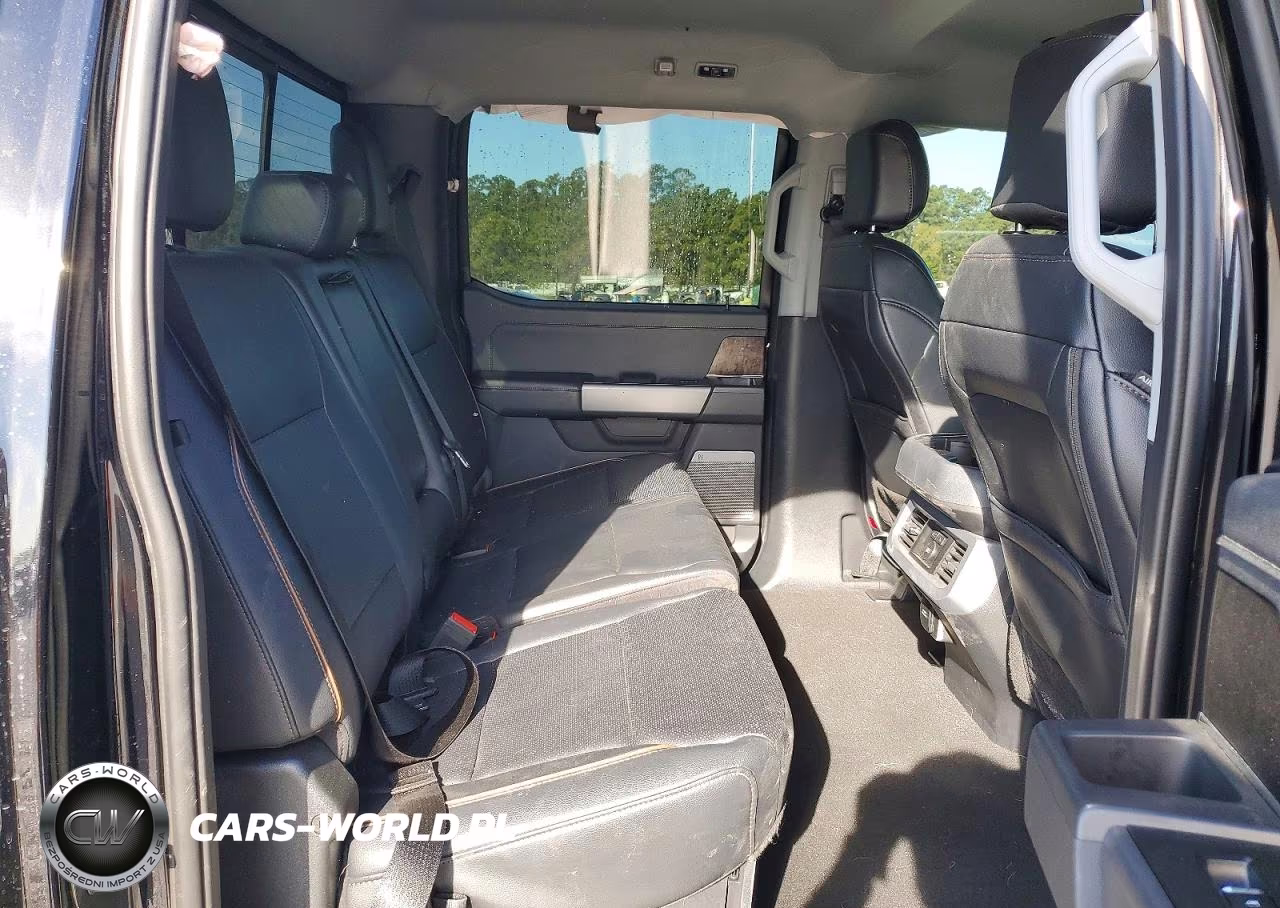 2025 Ford F350 Super Duty VIN:1FT8W3BT5SEC92518 - 10