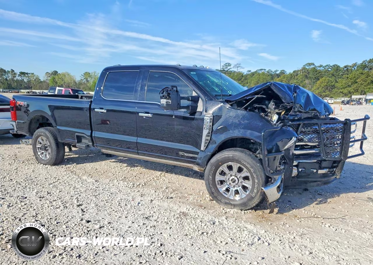 2025 Ford F350 Super Duty VIN:1FT8W3BT5SEC92518 - 4