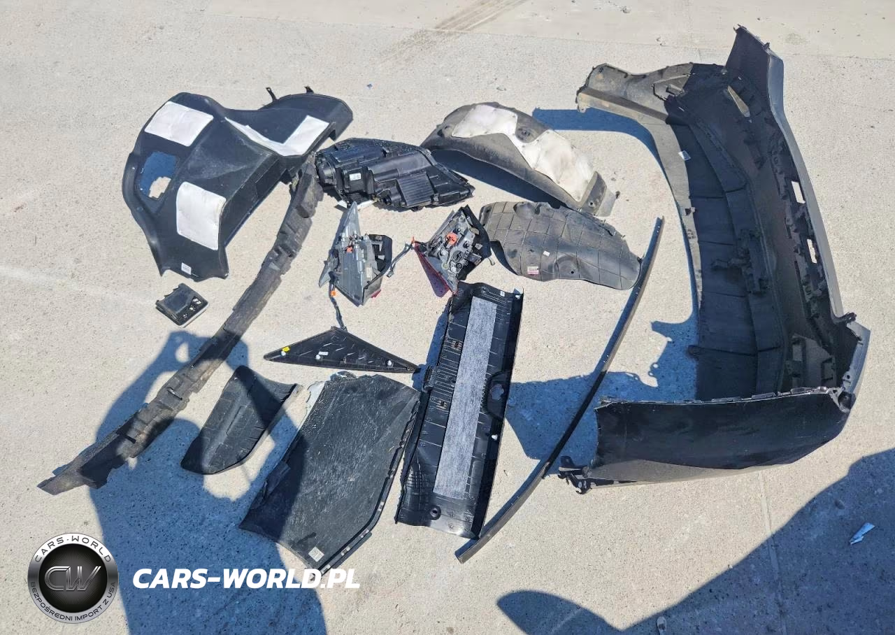 2024 Hyundai Elantra Sel VIN:KMHLS4DGXRU745507 - 12