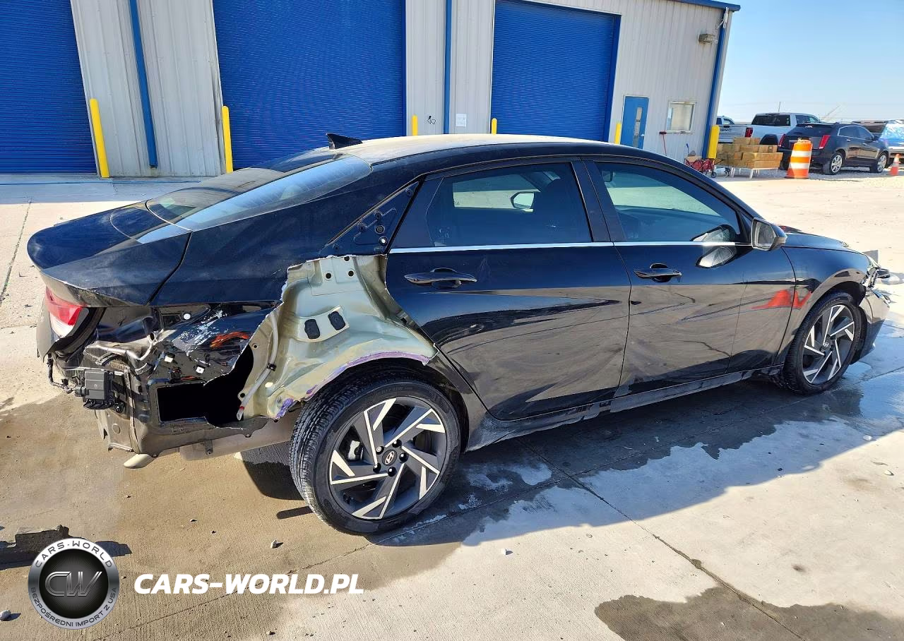 2024 Hyundai Elantra Sel VIN:KMHLS4DGXRU745507 - 3