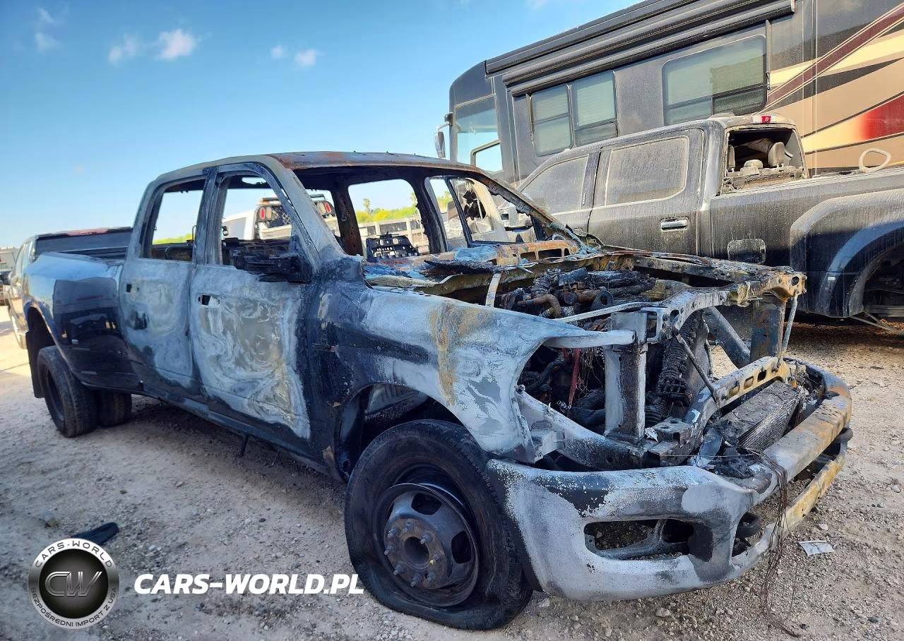 2024 Ram 3500 Tradesman VIN:3C63RRGL4RG358399 - 4