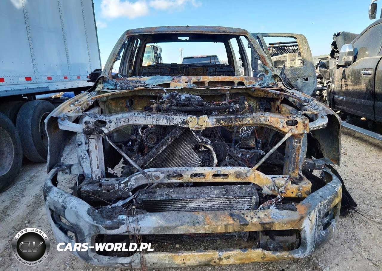 2024 Ram 3500 Tradesman VIN:3C63RRGL4RG358399 - 5