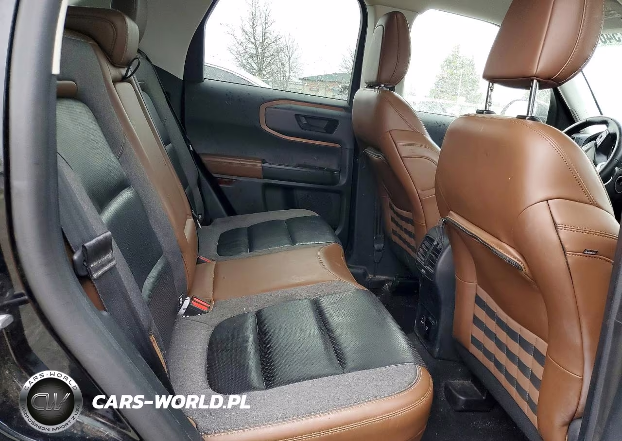 2021 Ford Bronco Sport Outer Banks VIN:3FMCR9C67MRA90790 - 11
