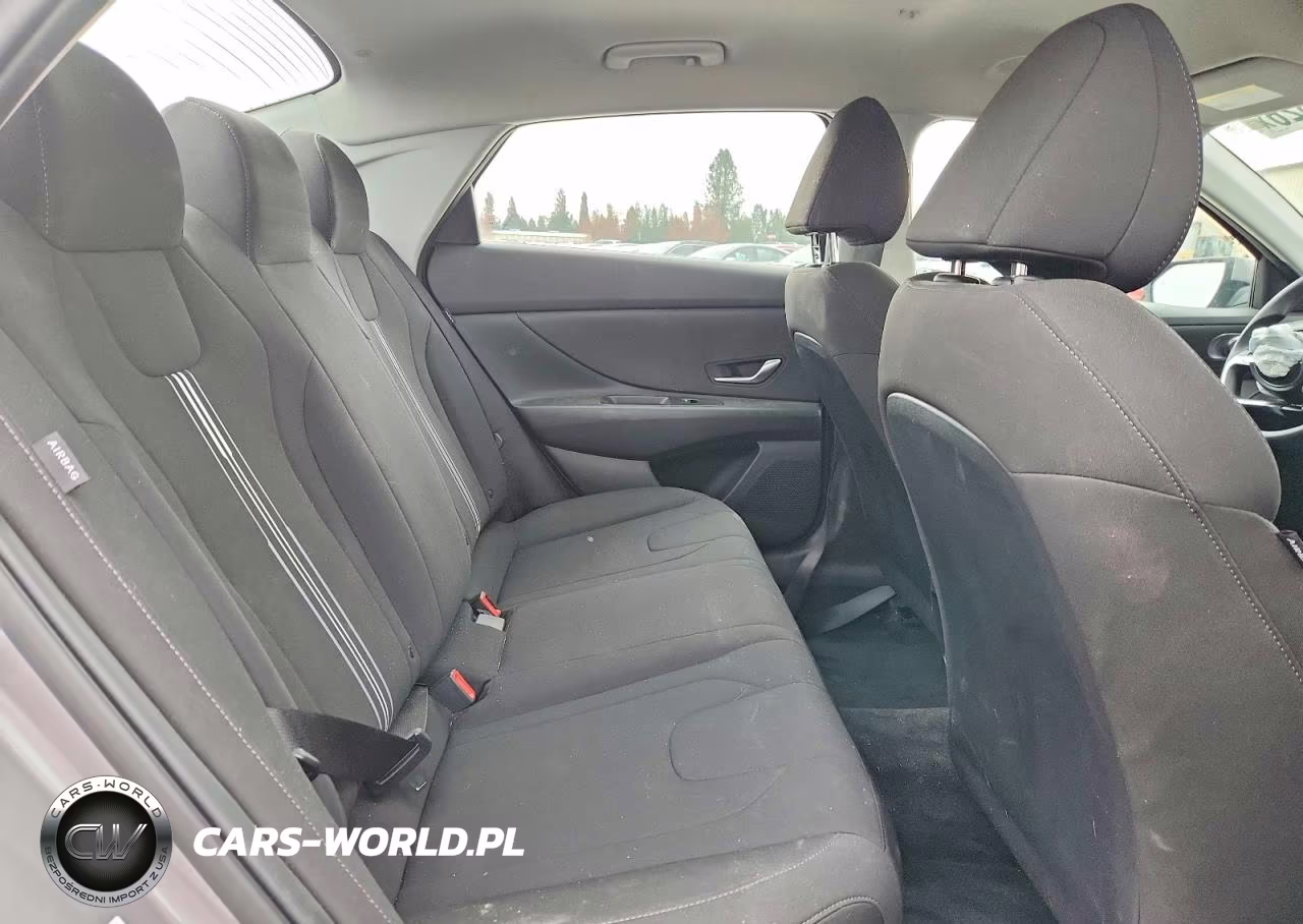 2024 Hyundai Elantra Hybrid Blue VIN:KMHLM4DJXRU121051 - 10