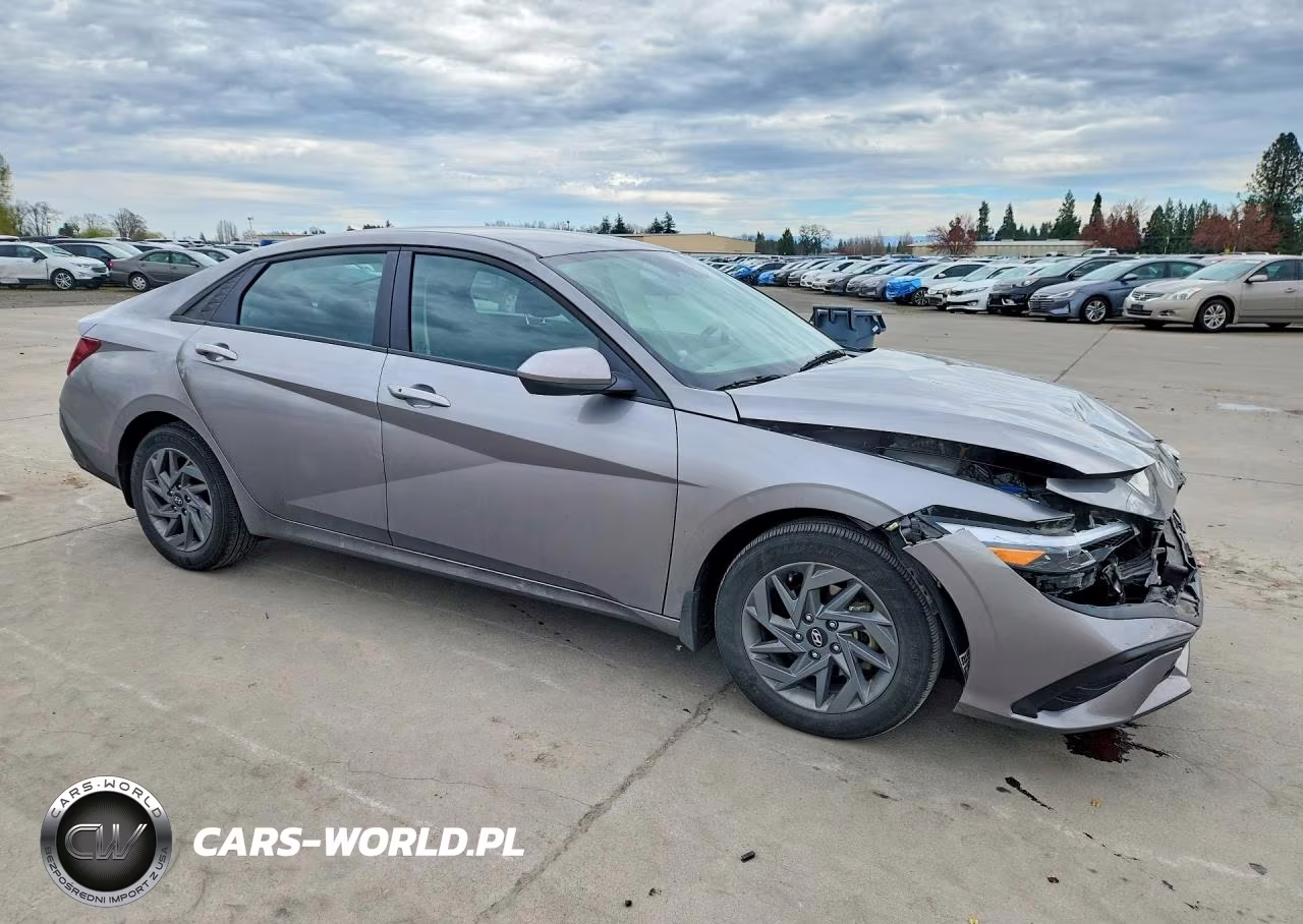 2024 Hyundai Elantra Hybrid Blue VIN:KMHLM4DJXRU121051 - 4