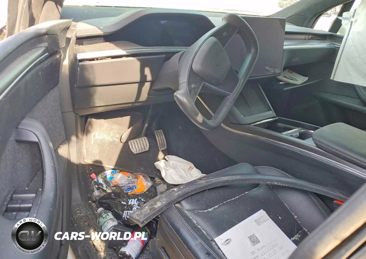 2022 Tesla Model X VIN:7SAXCBE6XNF341559 - 8