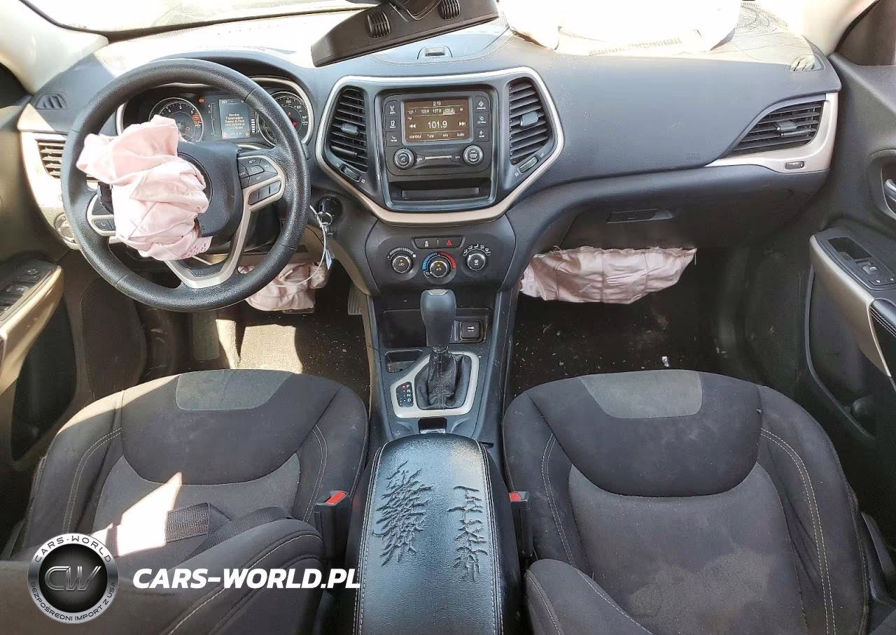 2017 Jeep Cherokee Sport VIN:1C4PJLAB9HW617659 - 8